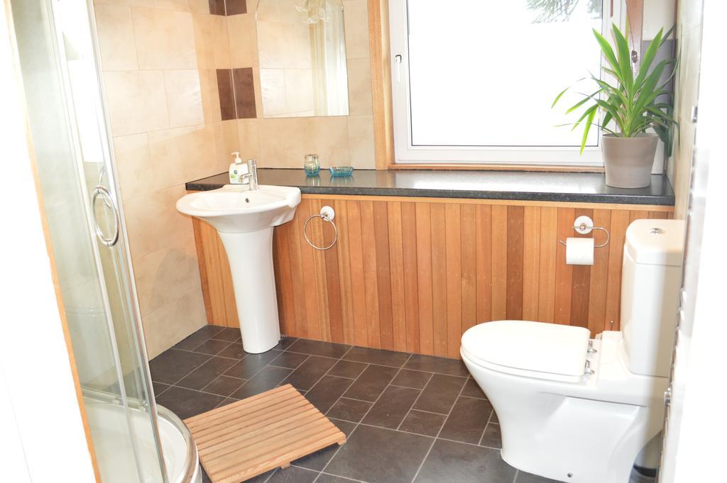 Hazel Bank Villa Apartment Dunoon Exterior foto
