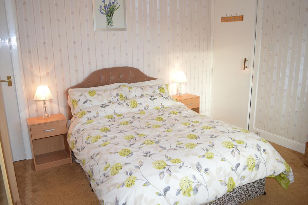 Hazel Bank Villa Apartment Dunoon Exterior foto
